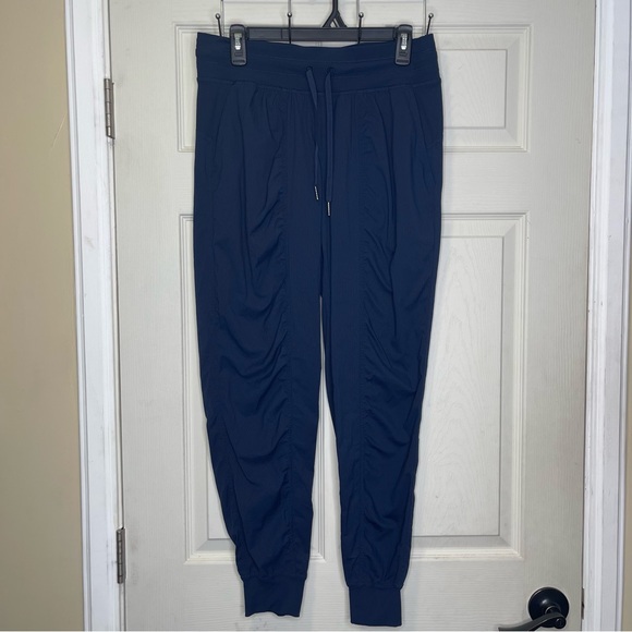 lululemon athletica Pants - Lululemon Dance Studio Mid-Rise Jogger Sz 8